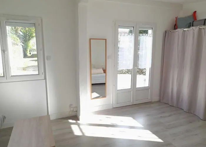 Nid Du Merle, Lejlighed Pessac