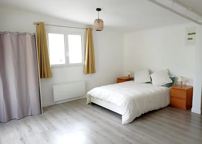 Nid Du Merle, Lejlighed *